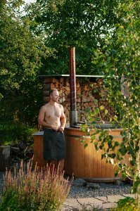Pánský bambusový kilt antracit u venkovní vířivky
