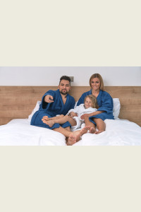 Pánský a dámský froté župan střihu kimono tmavě modrý, dětský froté župan bílý
