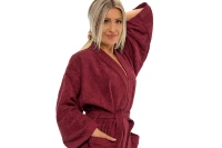 Dámský župan z bavlněného froté kimono vínová červená zblízka