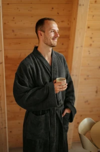 Pánský tmavě šedý bambusový župan střihu kimono přední pohled