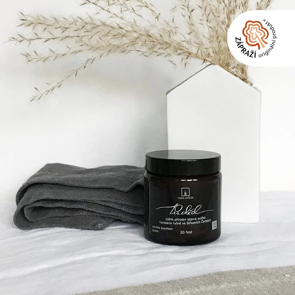 Vonná svíčka PRADĚD - vanilka bourbon, tonka - černá s víčkem